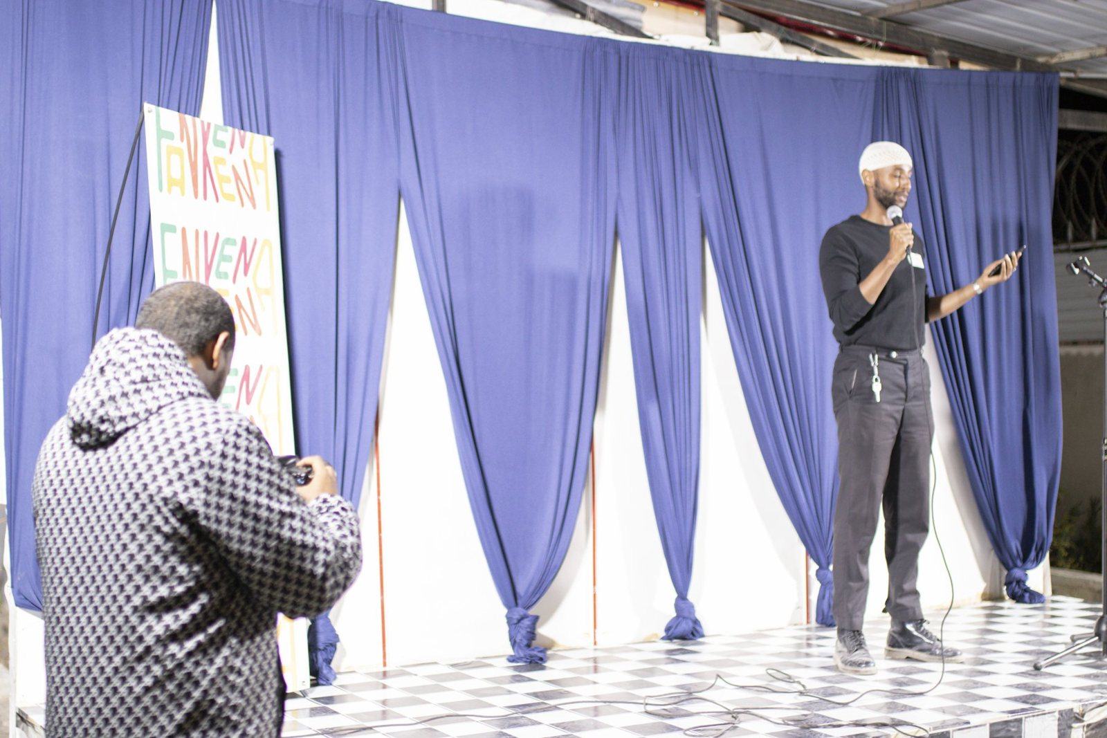 Creative meet-up on the courtyard stage